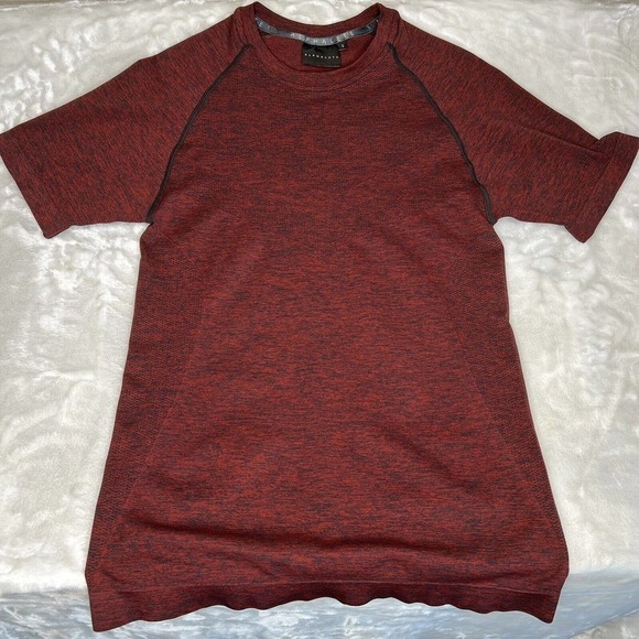 Alphalete Men's Red Short Sleeve Crew Neck Stretch Pullover Activewear Top Sz S - Picture 2 of 7